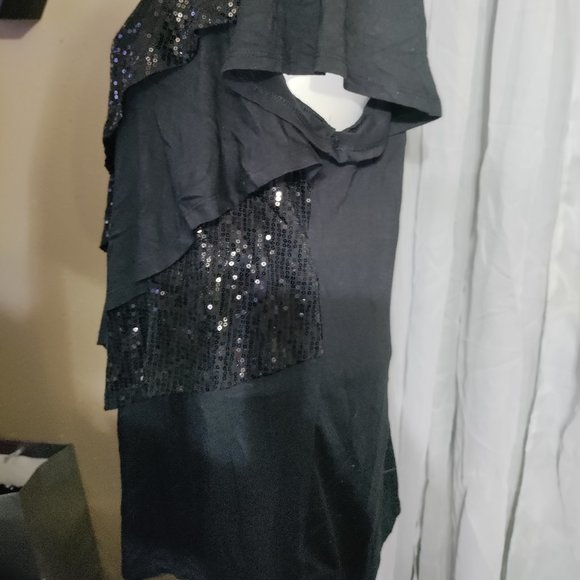 14th Place - Soft and Comfy Black Blouse - Picture 5 of 8